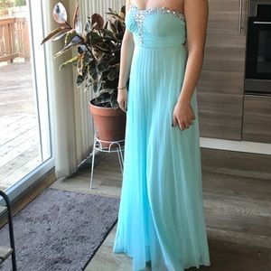 Dress (for prom, formal, wedding, etc.)